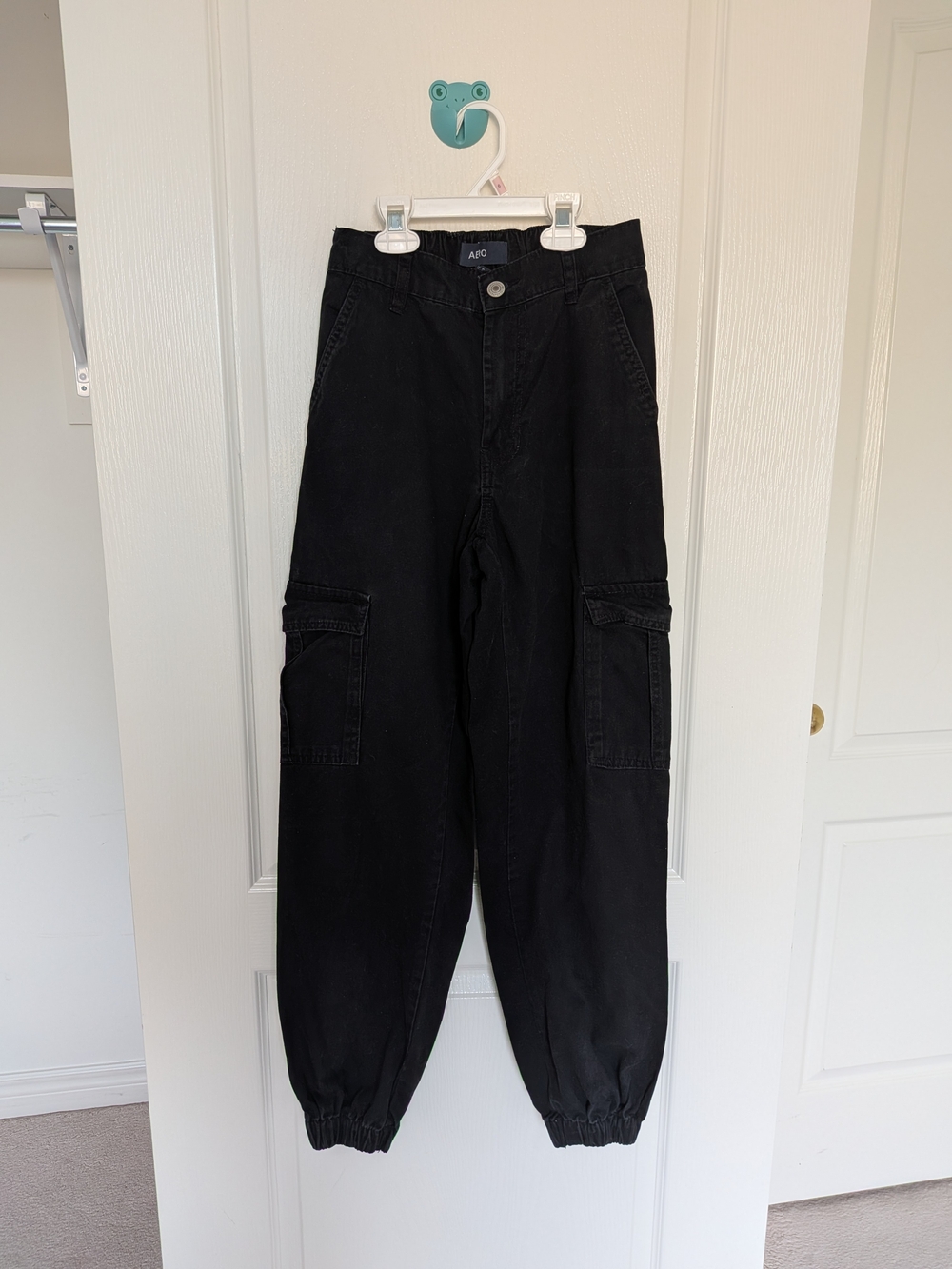 Aeropostale Women's Cargo Pants